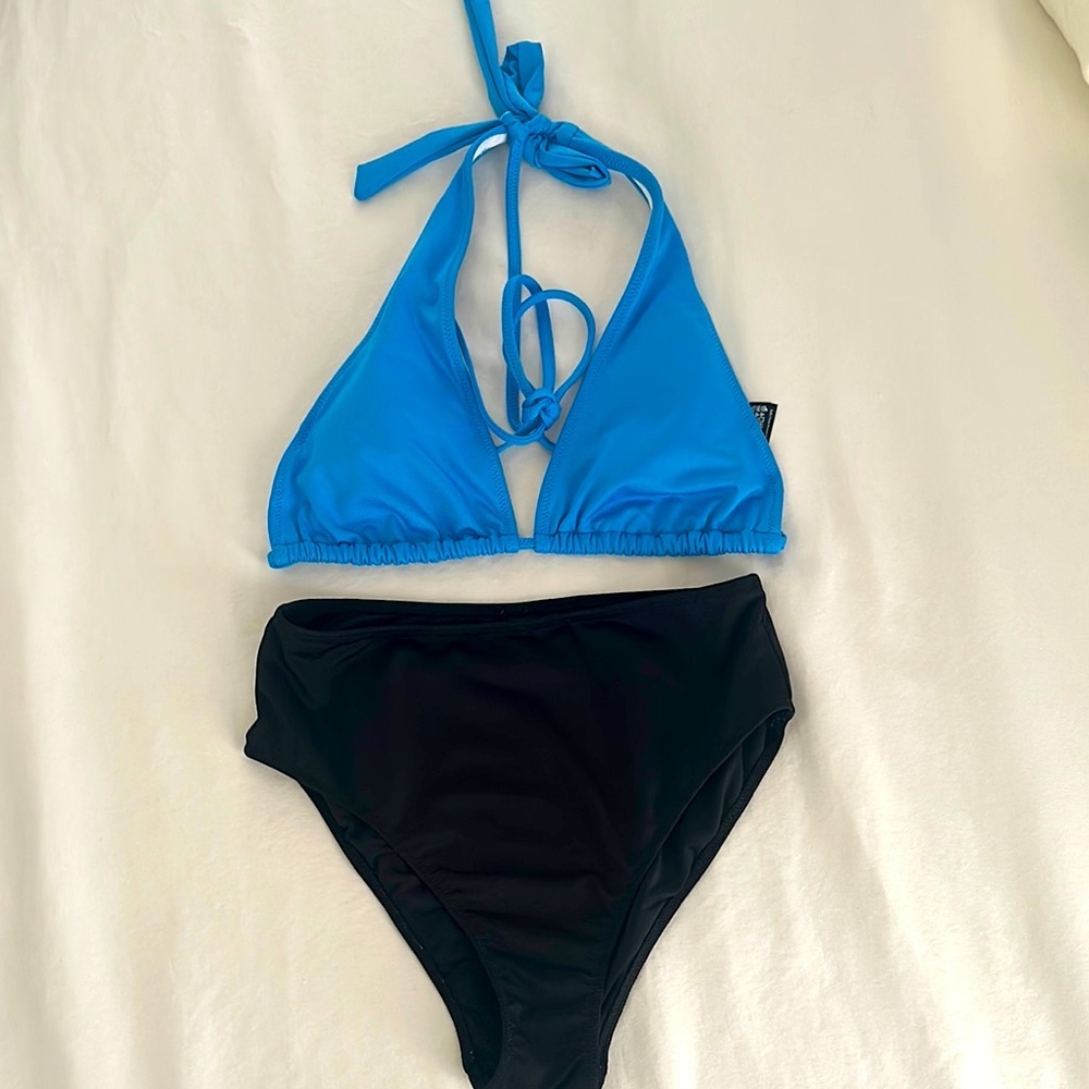 Pink Victoria’s Secret bikini set with blue top